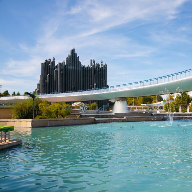 Vue sur le parc du Futuroscope