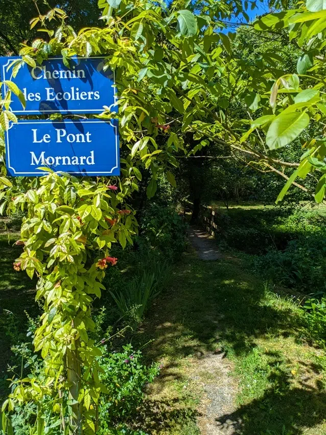 Chemin des écoliers de la vallée de Courtineau près de Sainte-Maure-de-Touraine